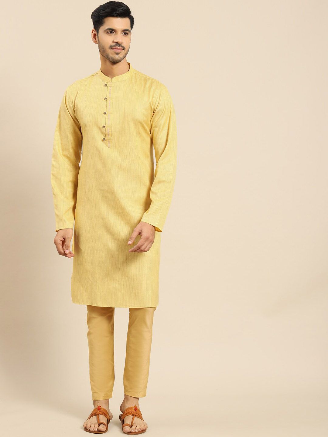 Amodh by Kisah Men Yellow Mandarin Collar Kurta-picture-25