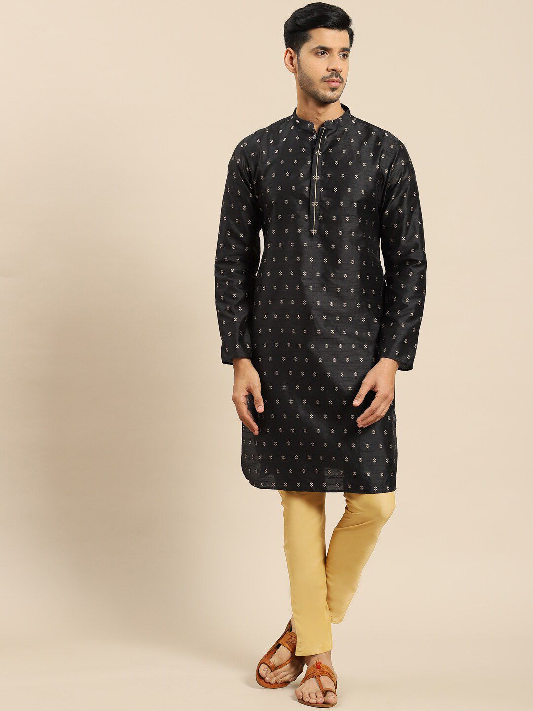 Amodh by Kisah Men Black & Yellow Kurta-image-45