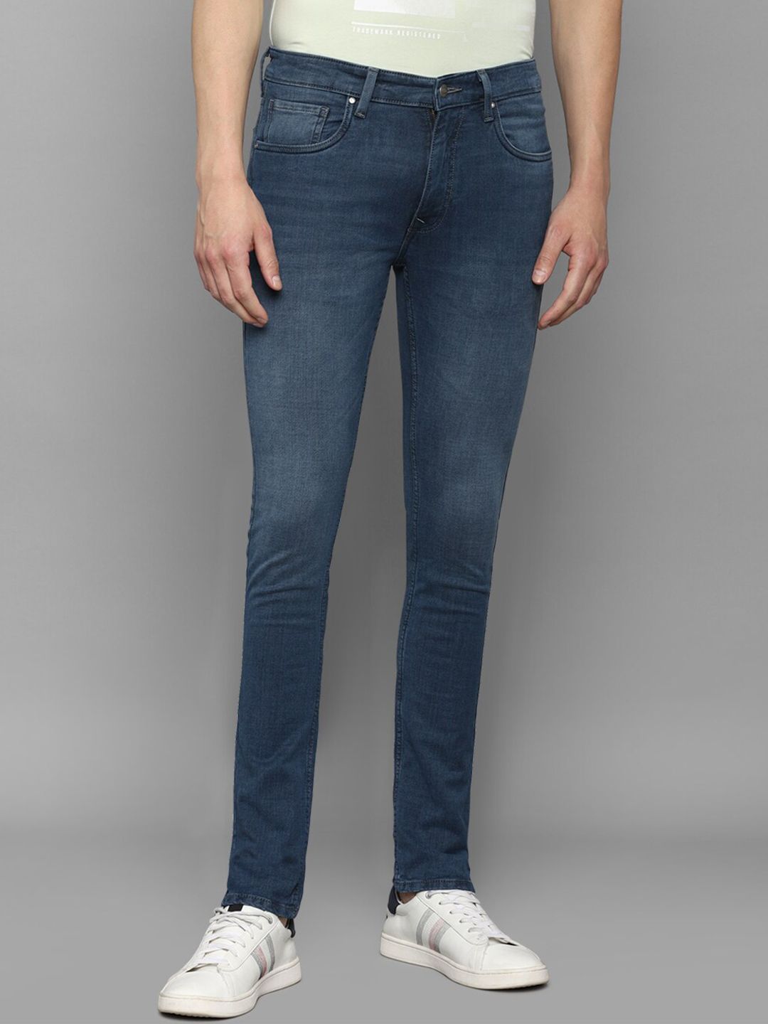 Buy Louis Philippe Jeans Men Blue Slim Fit Mid Rise Light Fade