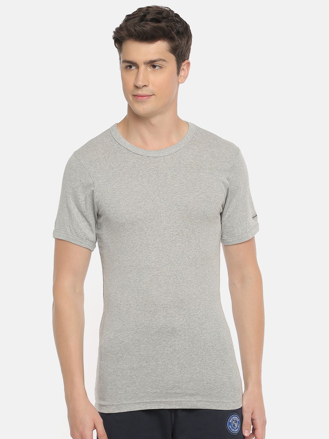 Macroman round neck t shirt 2025
