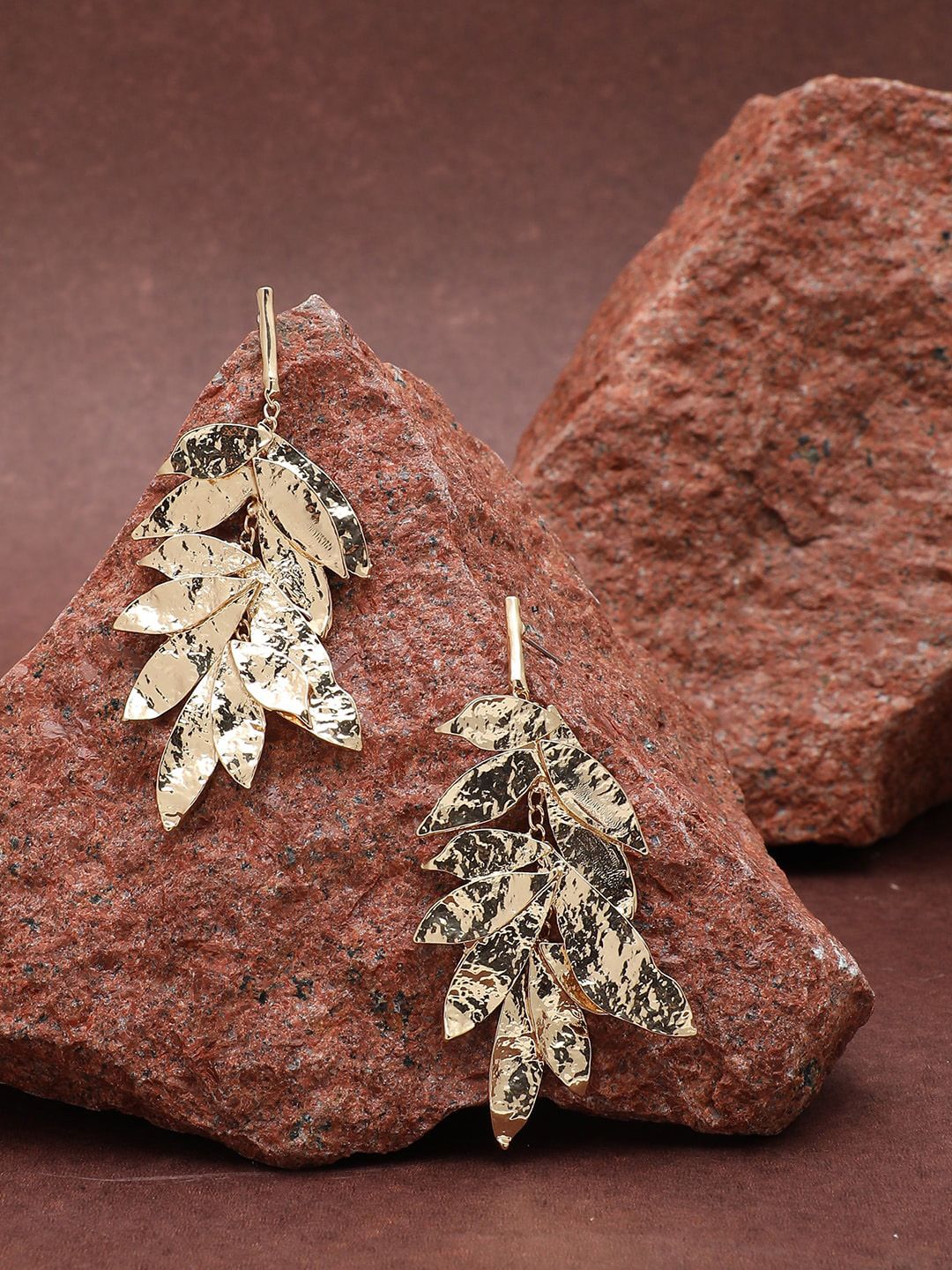 SOHI Gold-Toned Leaf Shaped Drop Earrings-image-23
