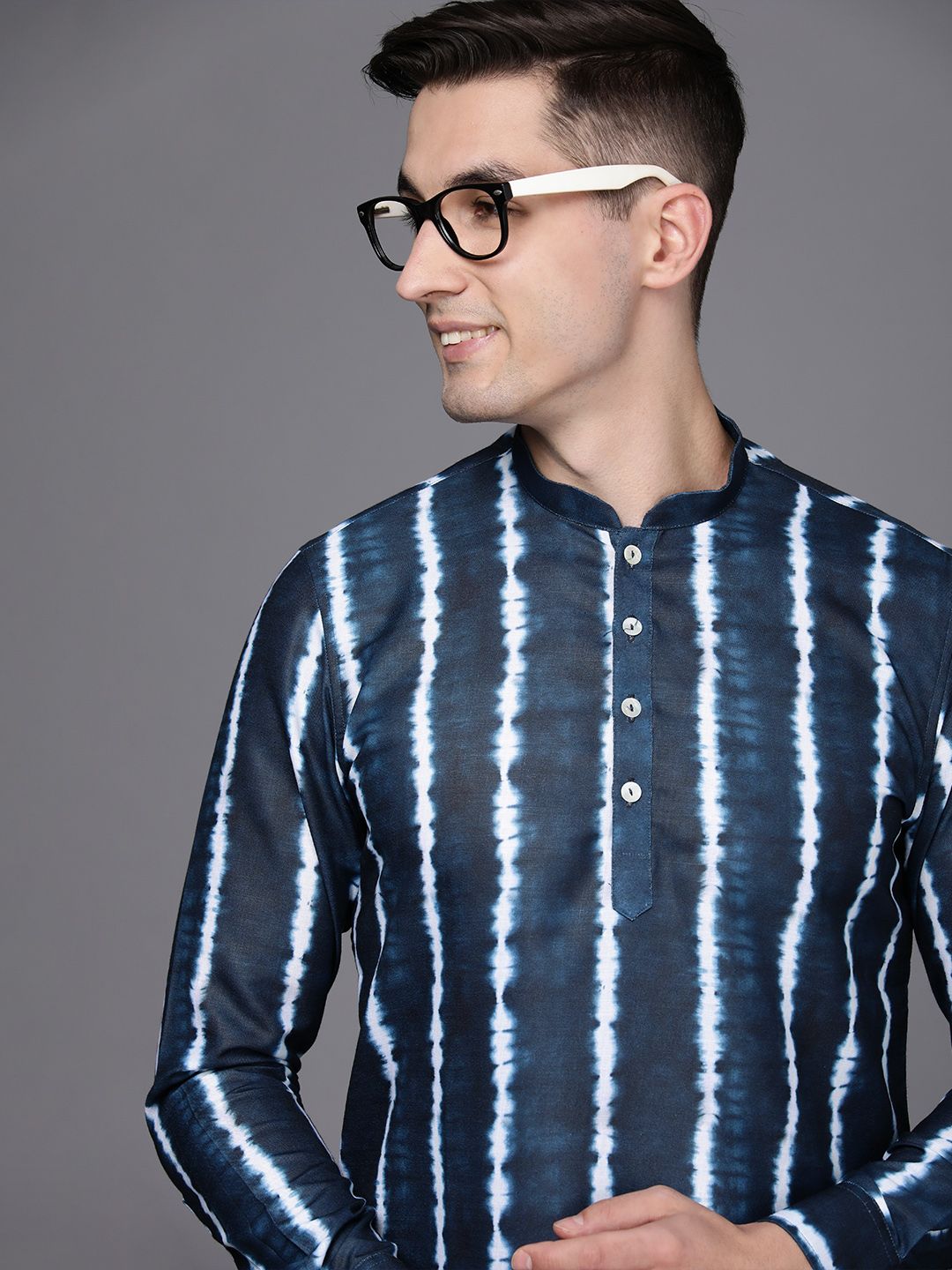 Manyavar Men Blue Striped Short Kurta-picture-12