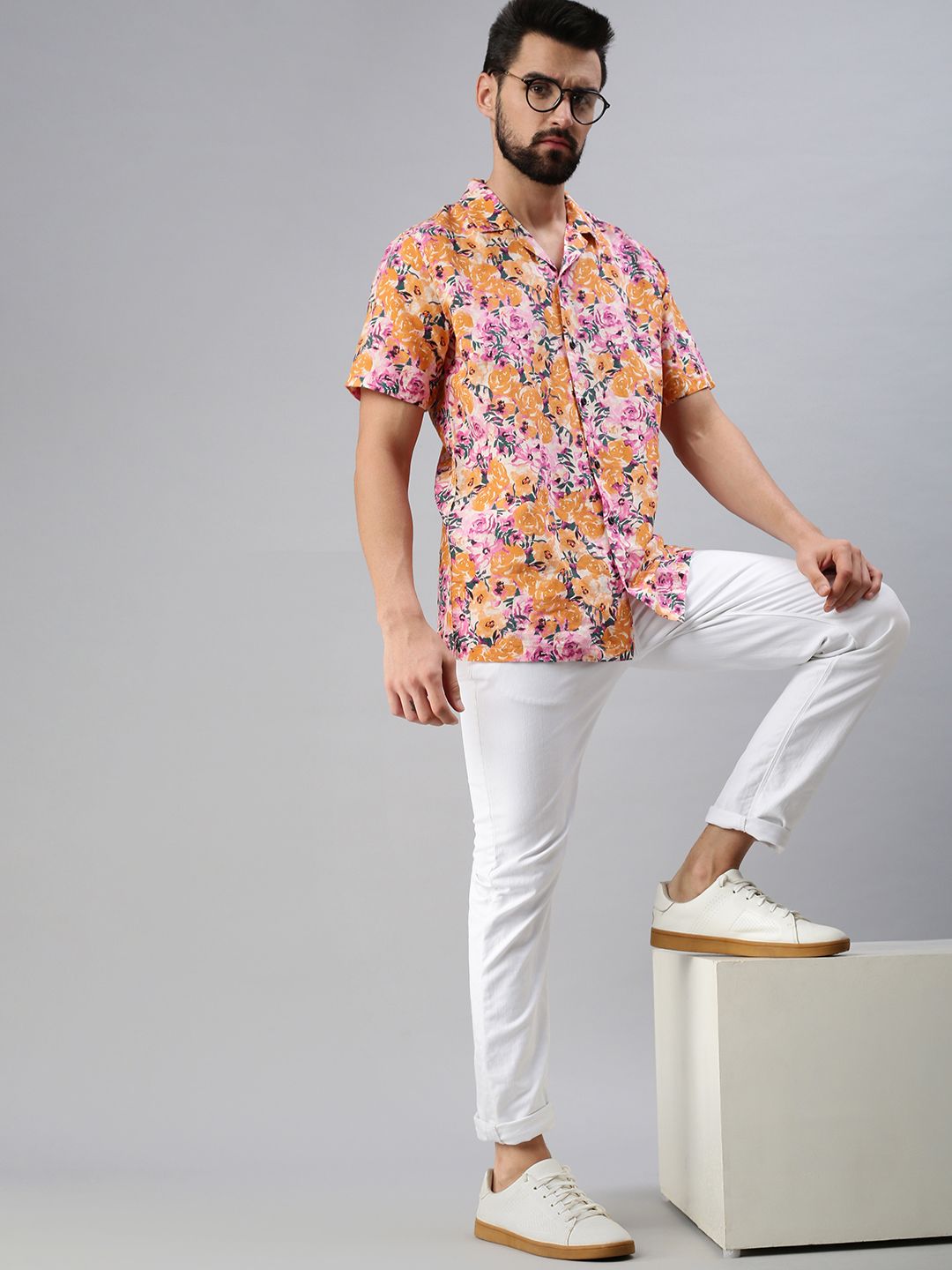 Men's Orange Standard Slim Fit Ethnic Motifs Printed Cotton Casual Shirt