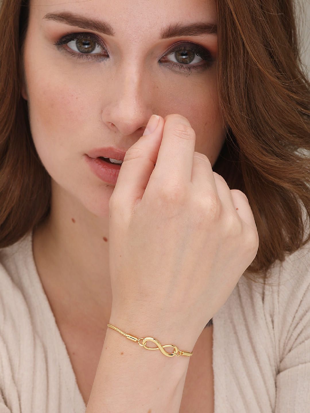 PALMONAS Women Gold-Toned Gold-Plated Charm Bracelet-image-22