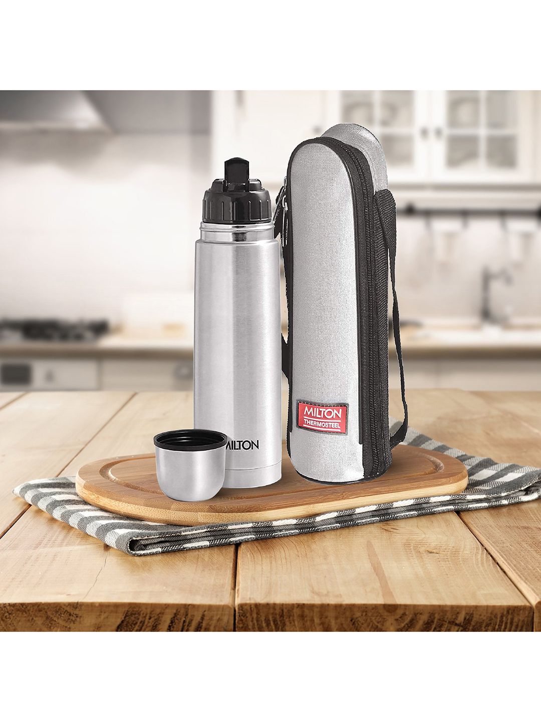 Milton Silver-Toned Flip Lid 1000 Thermosteel 24Hrs Hot & Cold Water Bottle With Bag 1L-image-45