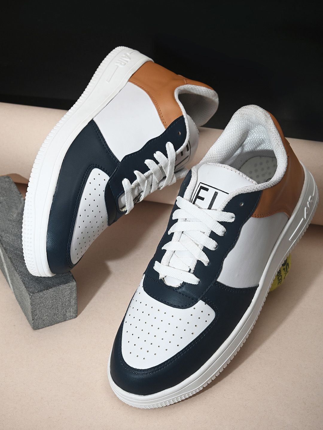 El Paso Men Blue Colourblocked Sneakers-picture-52