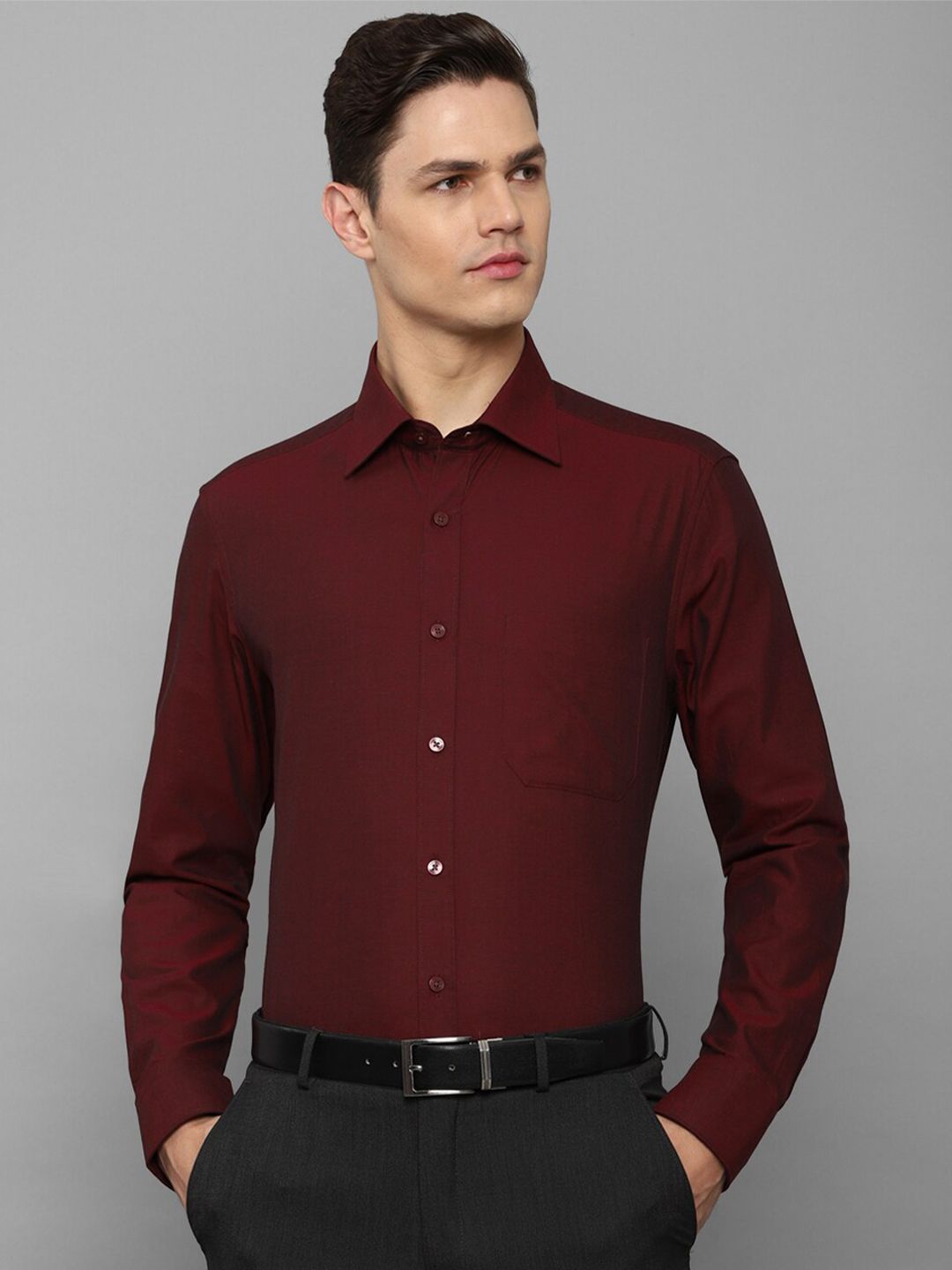 Louis Philippe Men Maroon Slim Fit Solid Cotton Formal Shirt-picture-13