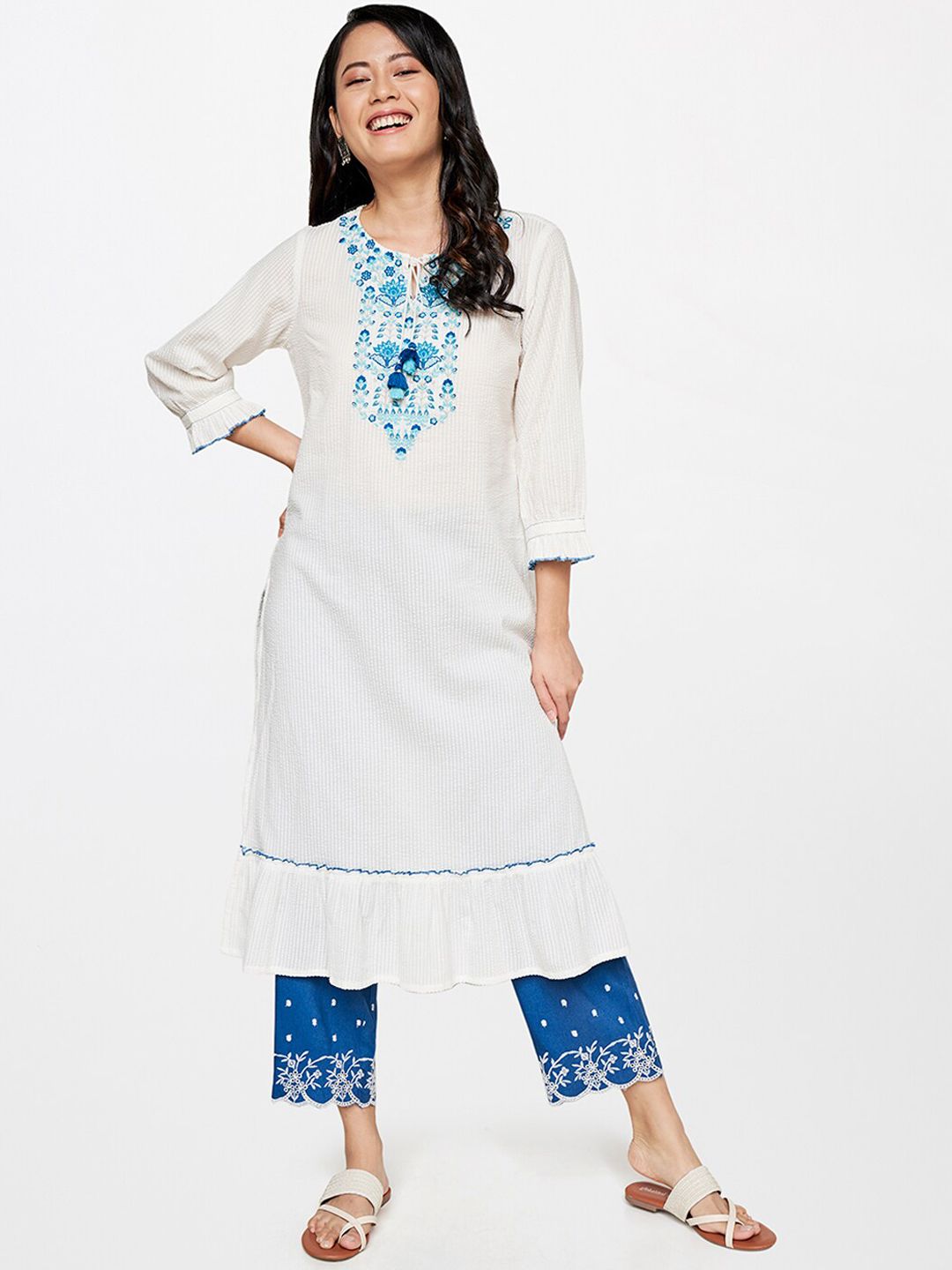 Global desi white clearance kurti