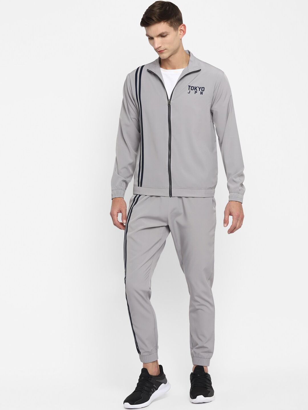 Yuuki Men Grey Solid Tracksuits-picture-36