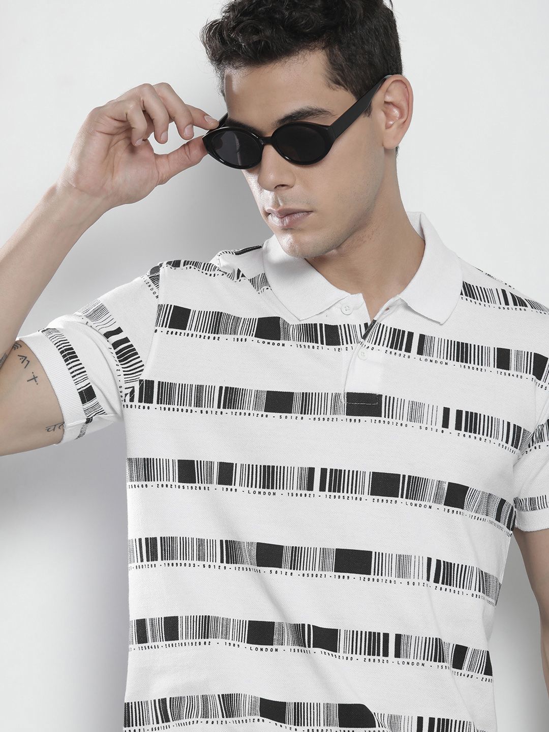 The Indian Garage Co Men White Printed Polo Collar T-shirt