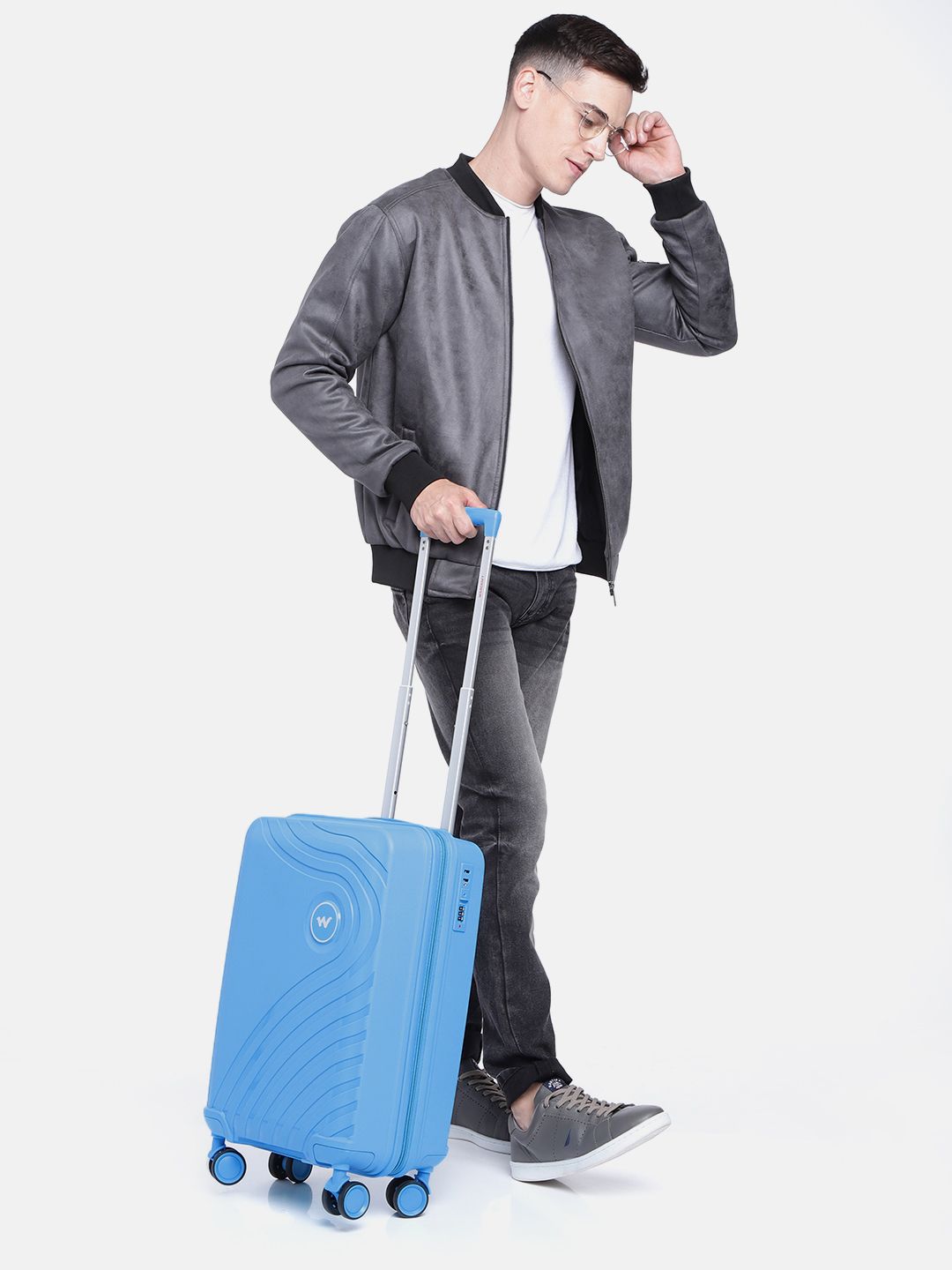Wildcraft Onyx Cabin Hard Sided Trolley Bag-image-43