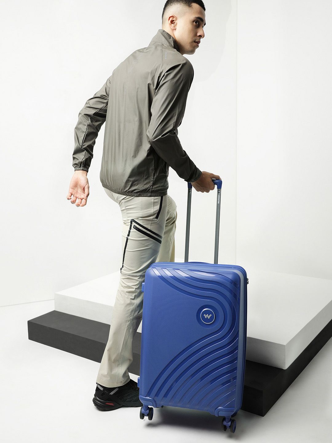 Wildcraft Onyx Textured Cabin Trolley Suitcase-image-34