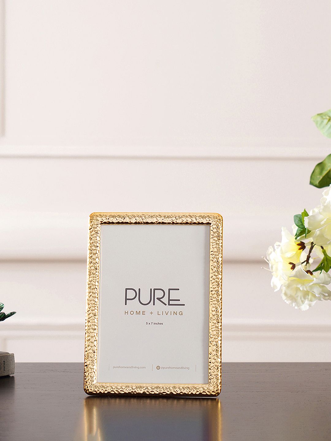 Pure Home and Living Gold-Plated Solid Photo Frames-picture-19