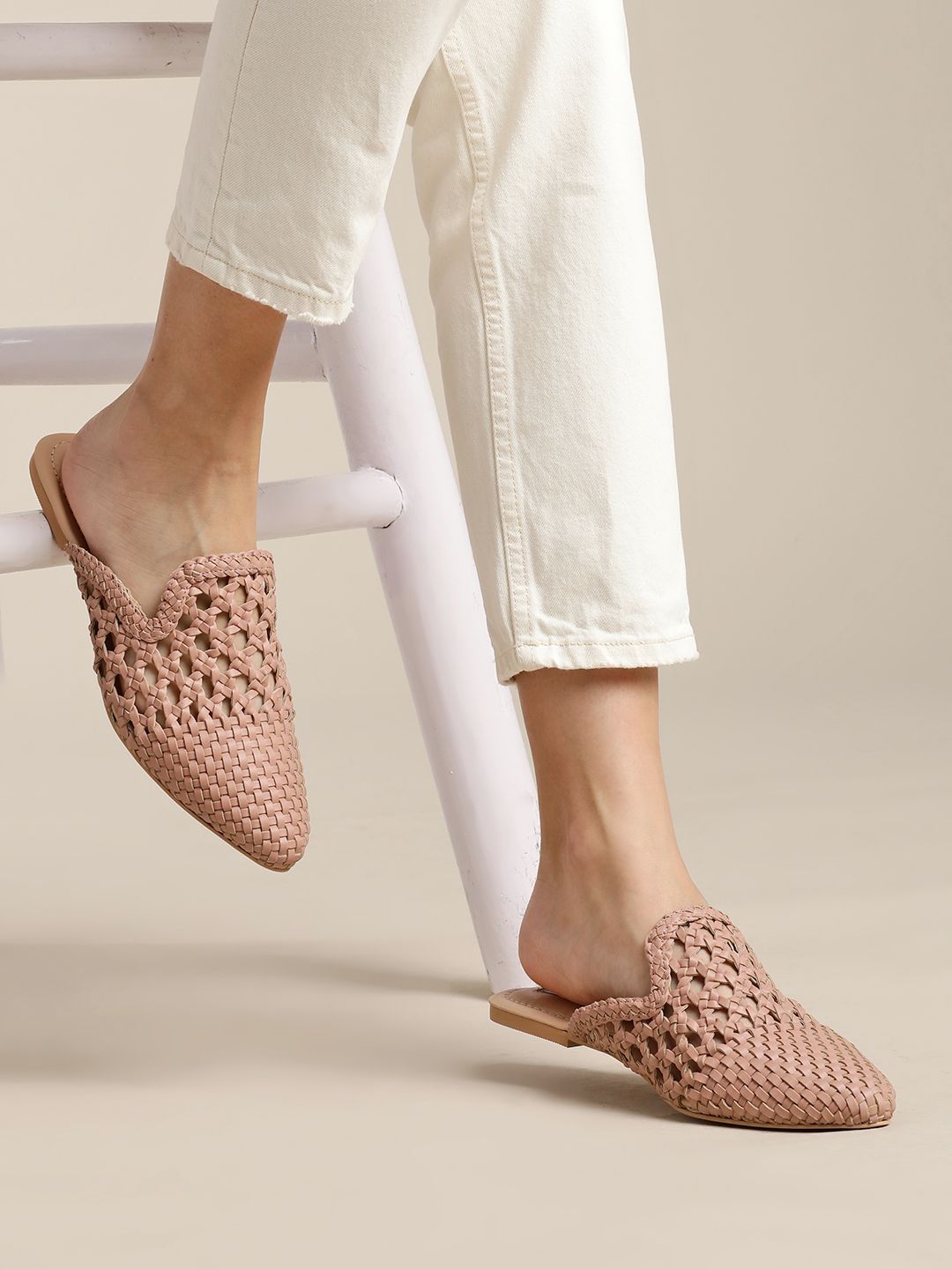 Nautica Women Dusty Pink Woven Design Mules