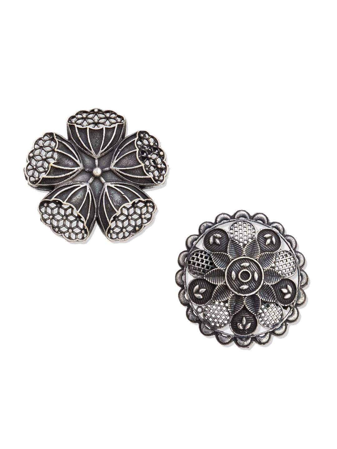 ATIBELLE Set Of 2 Oxidized Silver-Plated Floral-Charm Finger Ring