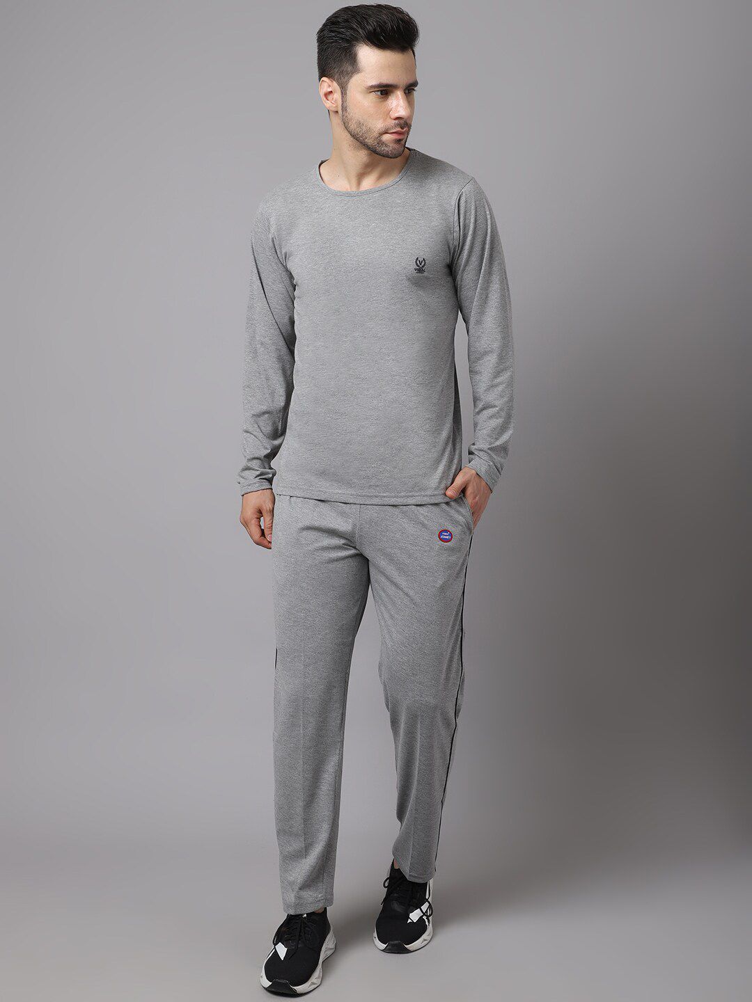 mack jonney VIMAL JONNEY Men Grey Melange Solid Track Suit-picture-37