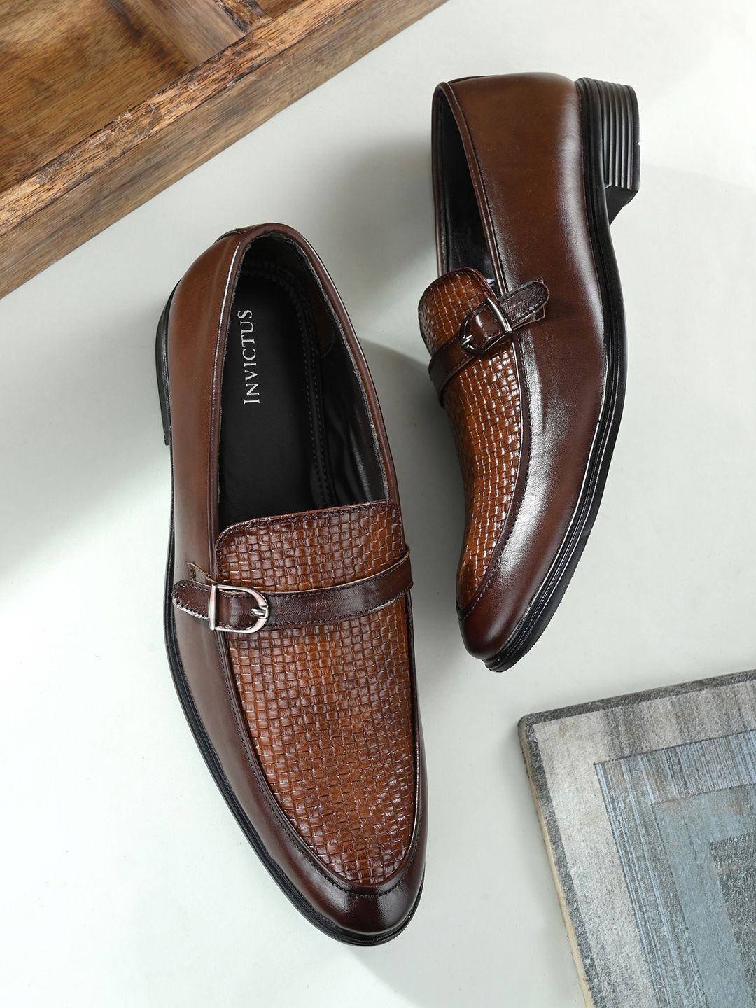 INVICTUS Men Tan Textured Synthetic Leather Loafers-picture-23