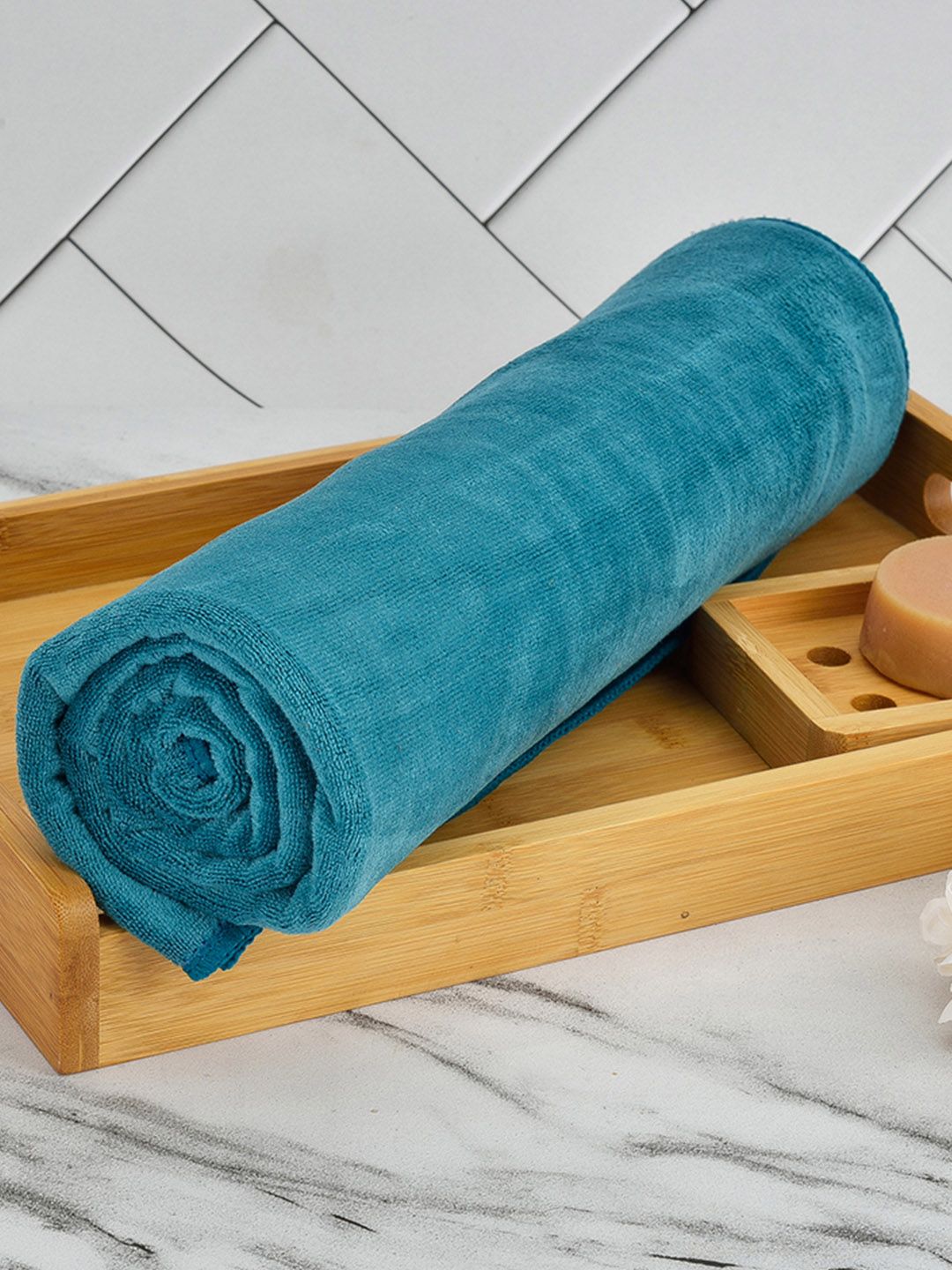 Black gold Pack of 4 Peacock Green Solid Bath Towels-image-13