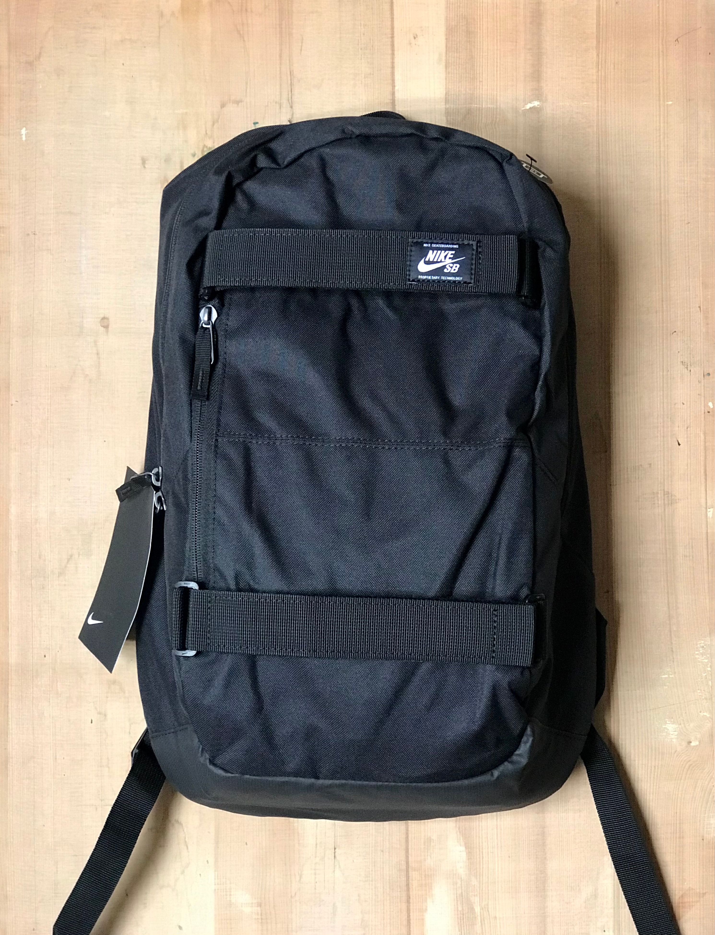 nike skateboarding bag