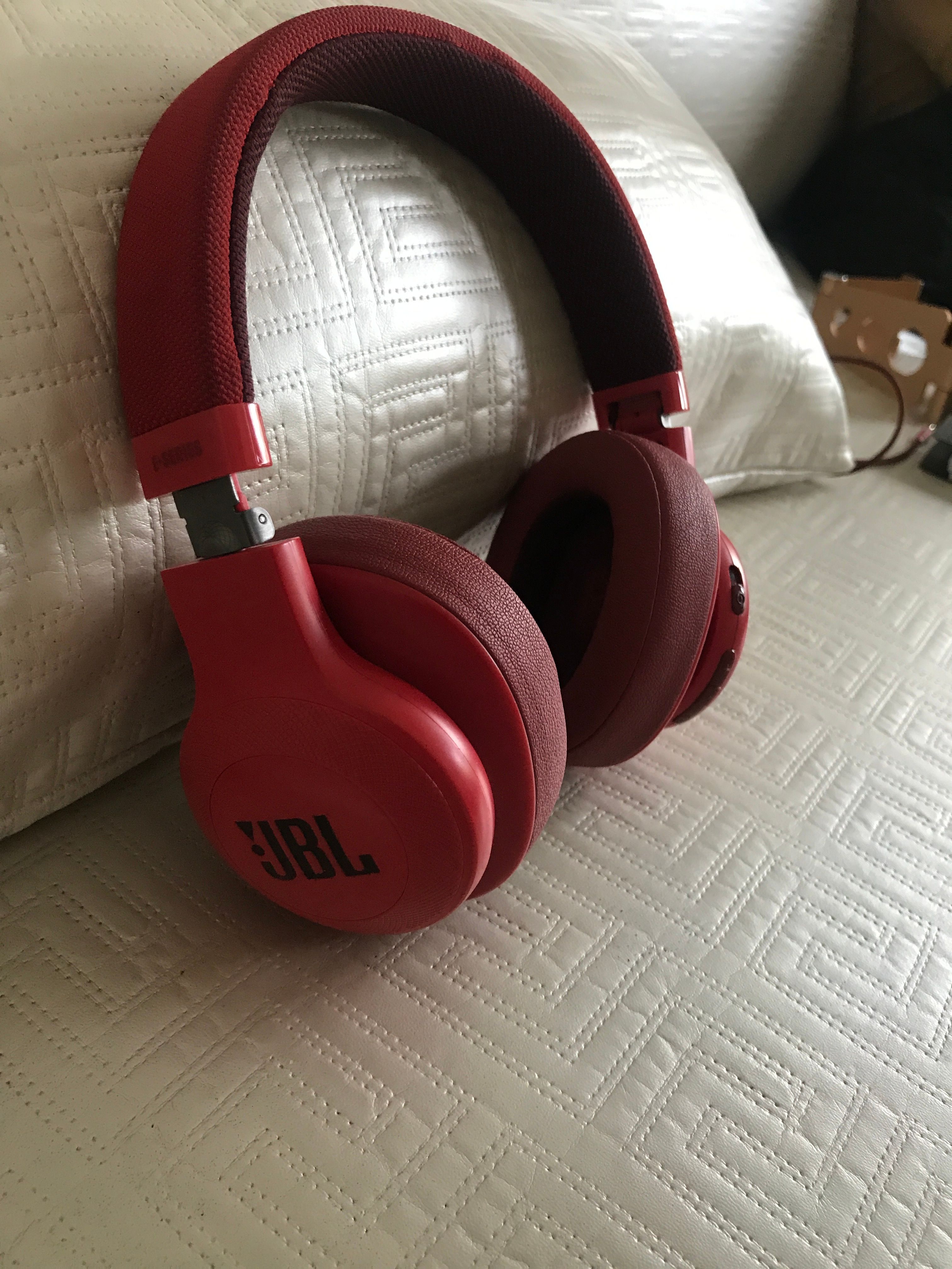 Red Jbl E 55 Bt JBL E55BT With 50mm Drivers And 20 Hours Of