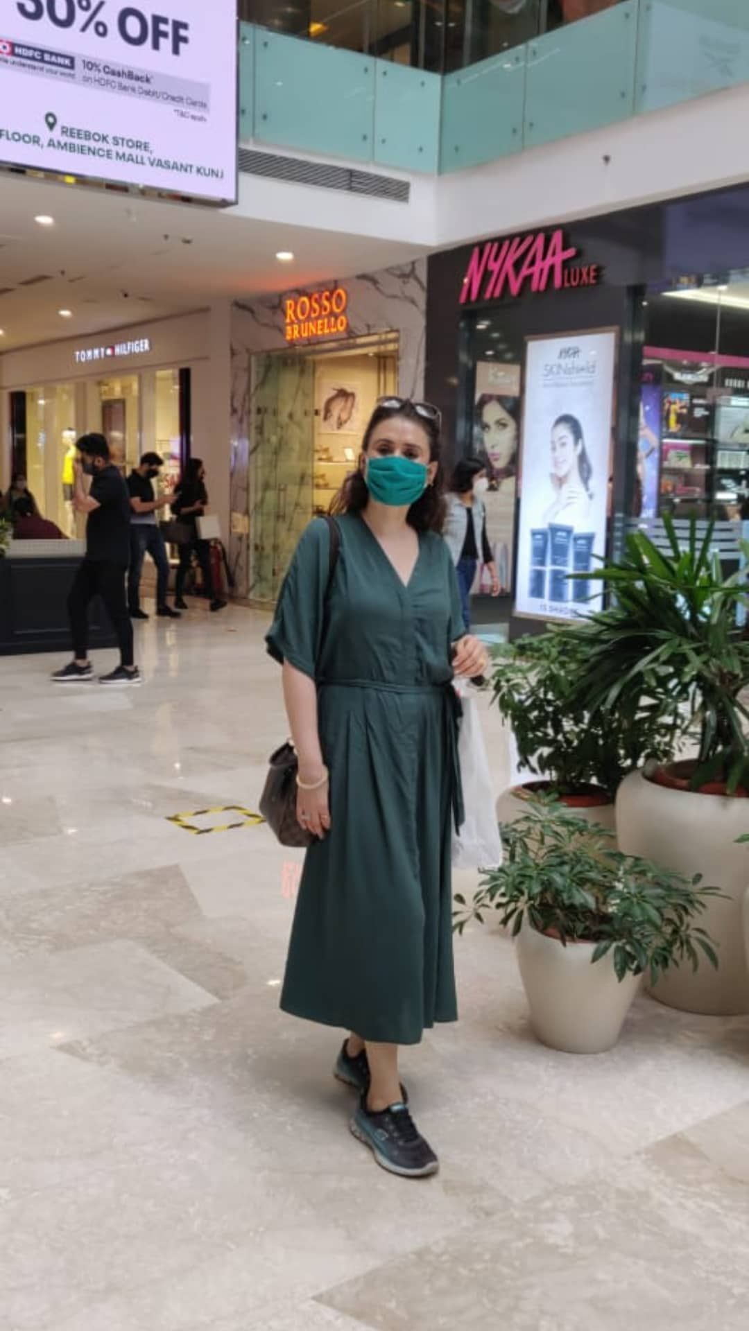 Buy H&M Women Green Solid Kaftan Dress With Tie-Up - Dresses for Women  12081312 | Myntra