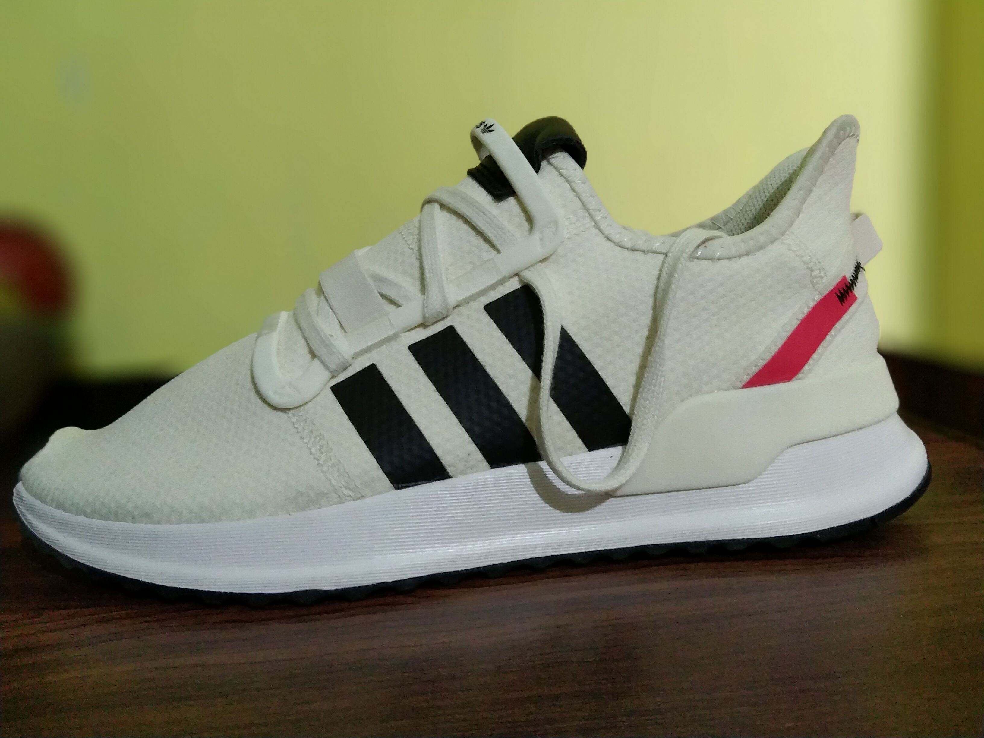 adidas u_path run off white
