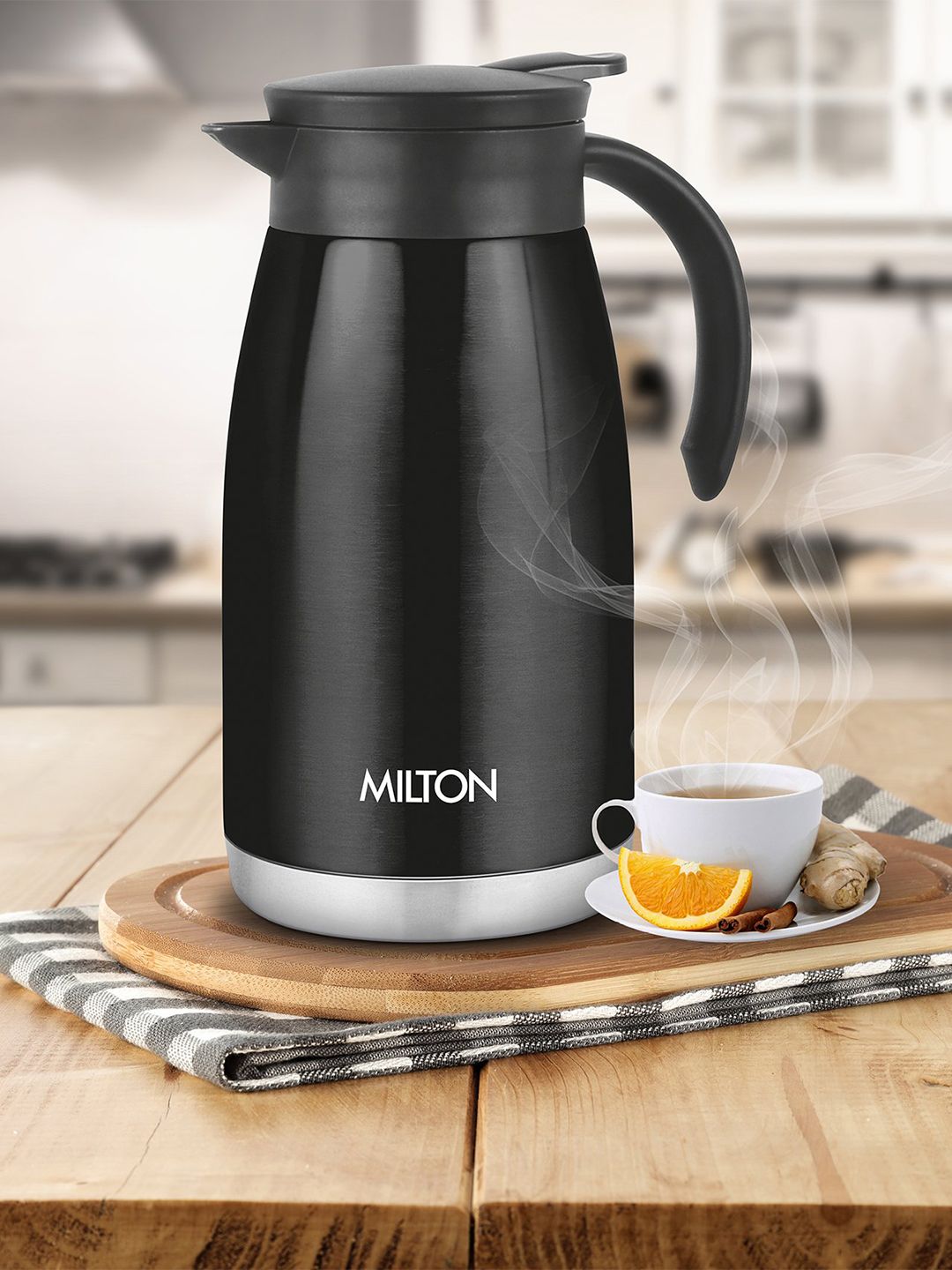 Milton Black Bistro 1100 Thermosteel 24 Hours Hot & Cold Carafe 1000 ml ...