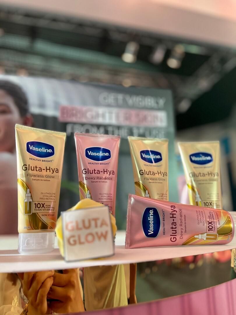 Buy Vaseline Gluta-Hya Dewy Radiance Lotion with Glutathione - 200