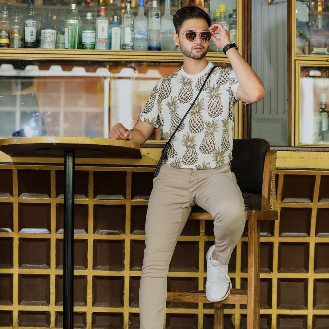 Buy HIGHLANDER Men Beige Tapered Fit Chinos - Trousers for Men