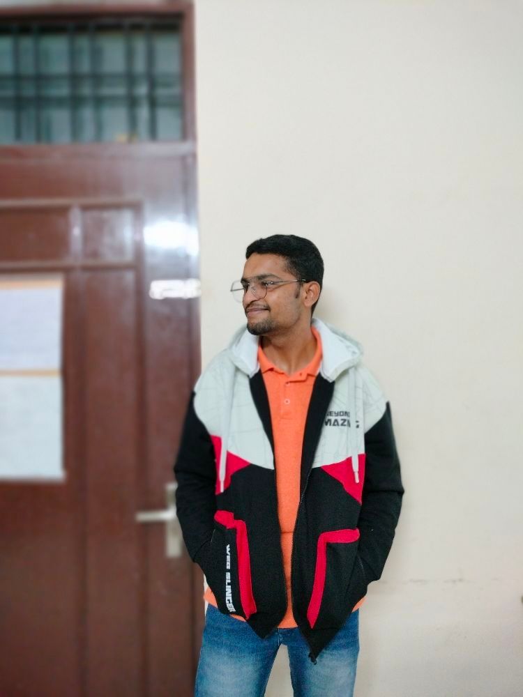 THEREDTHRED S print sweat2 toys ブラック THEREDTHREAD / ザレッドスレッド】S print sweat2 toys