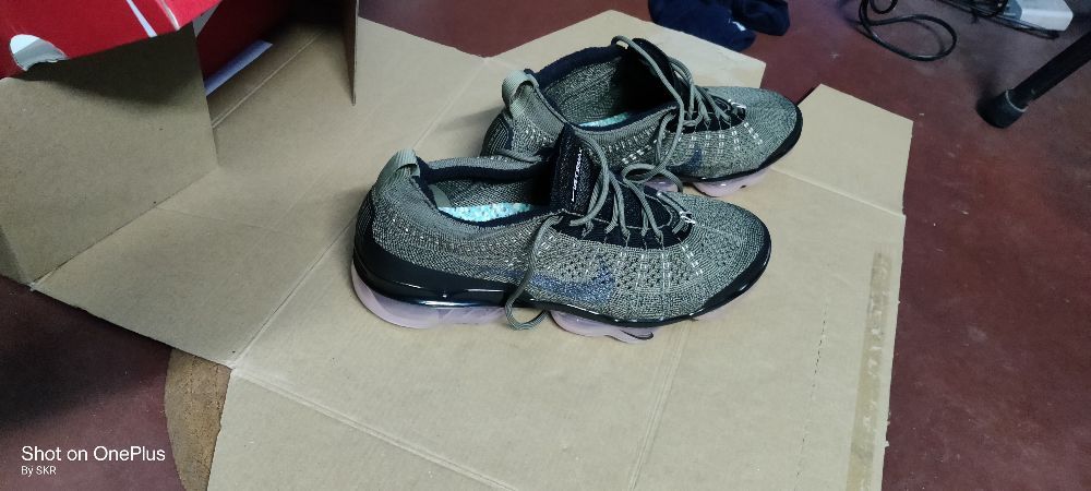 nike air vapormax cookies and cream