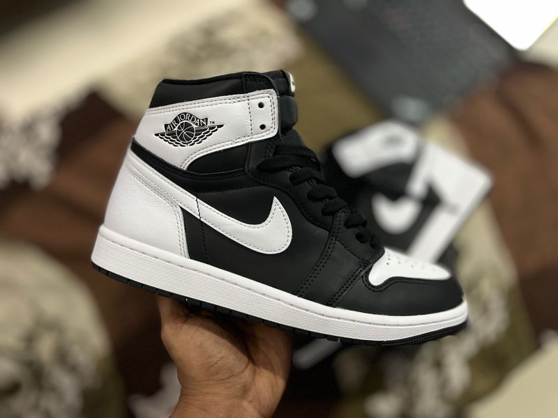 Buy Nike Men Air Jordan 1 Retro High OG Shoes - Casual Shoes for