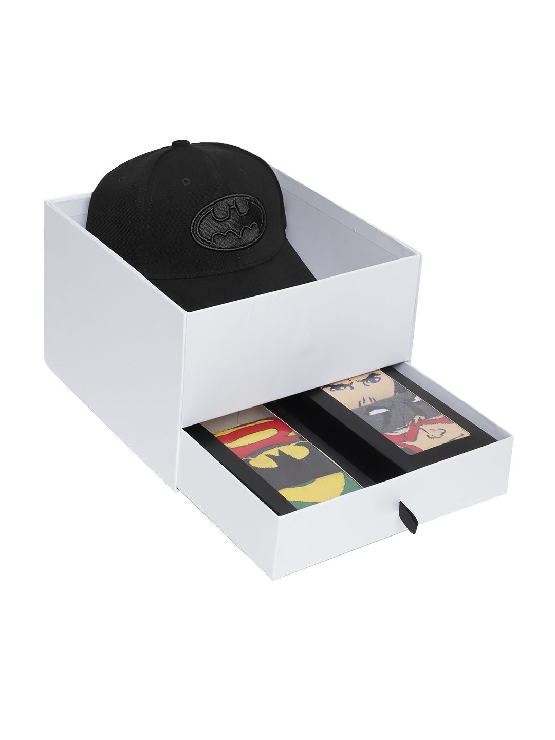 Balenzia x WB Men Batman Cap & Pack of 6 Socks Accessory Gift Set
