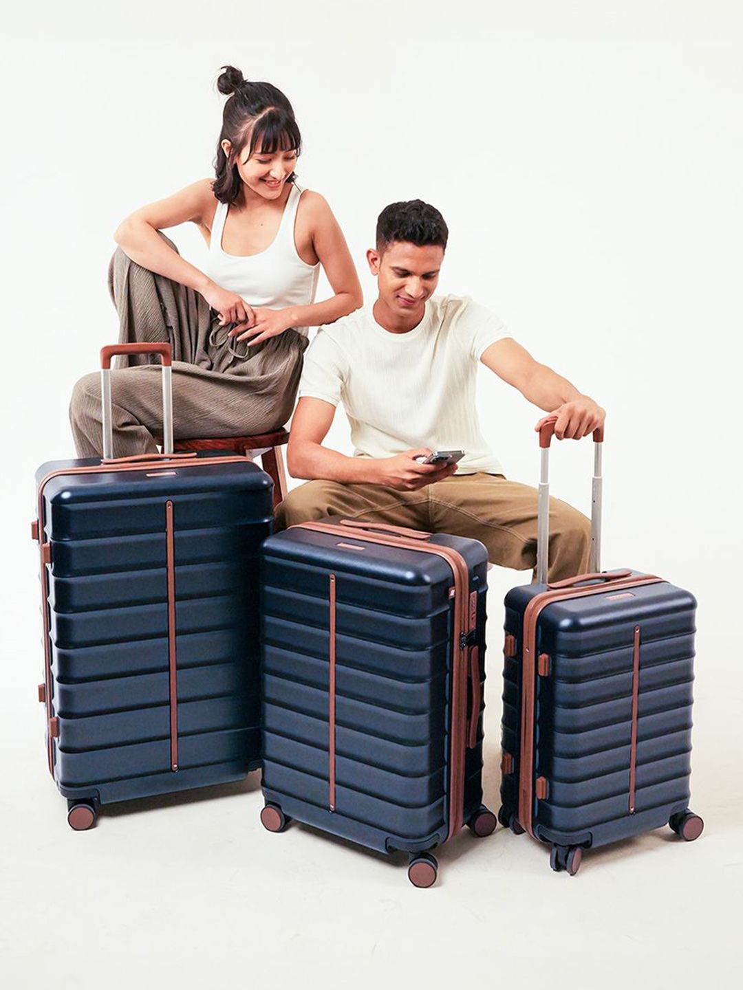 Assembly Set 0f 3 Textured Hard Sided Trolley Bag-picture-57