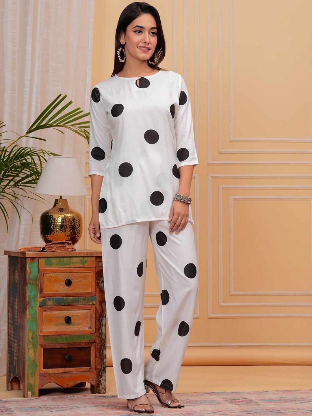JAHIDA COMFORT WITH STYLE Dot Printed Tunic & Trousers Co-Ord Set-picture-19