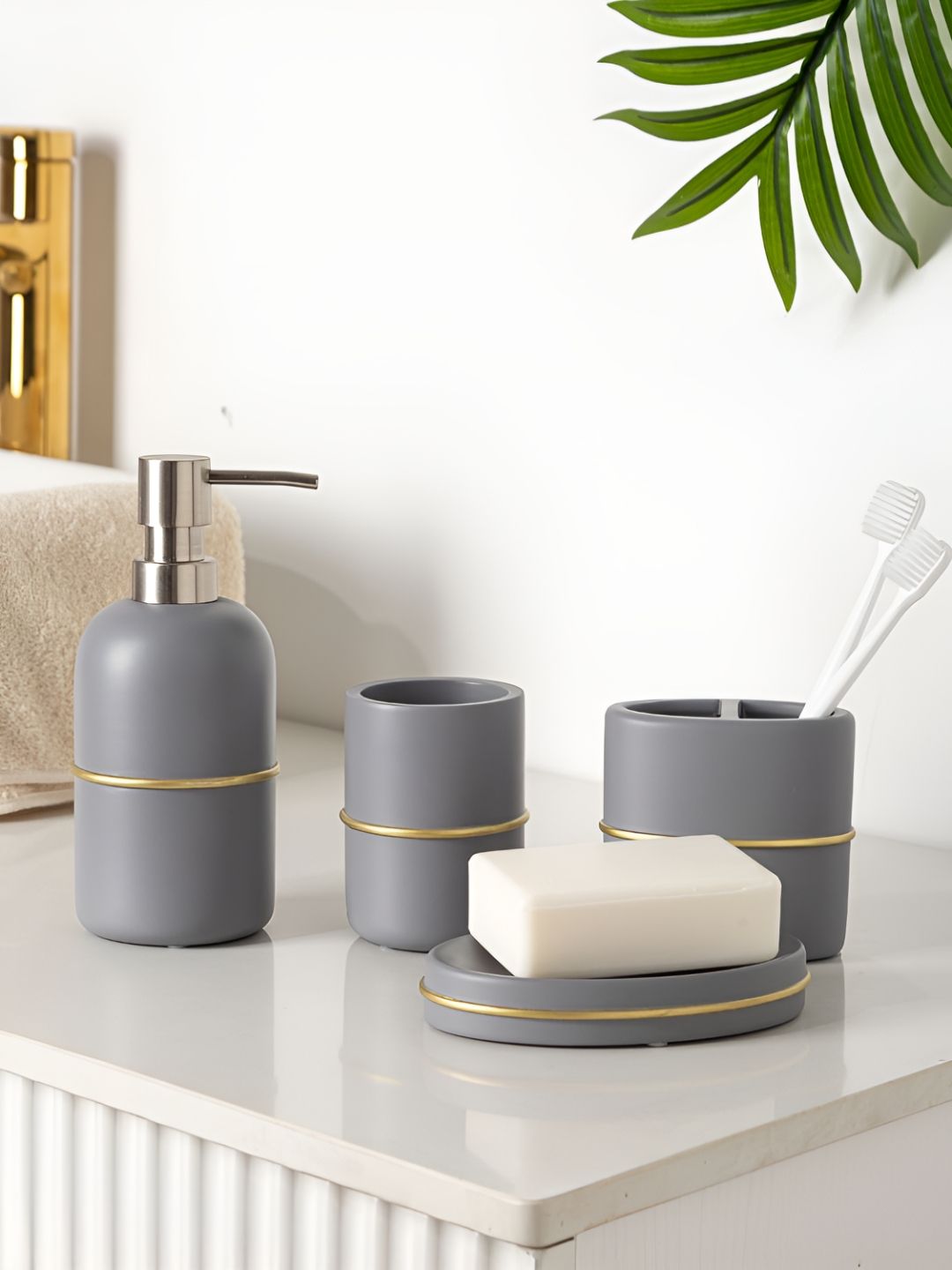 Pano Grey & White 4 piece Solid Polyresin Bath Accessories Set-image-47
