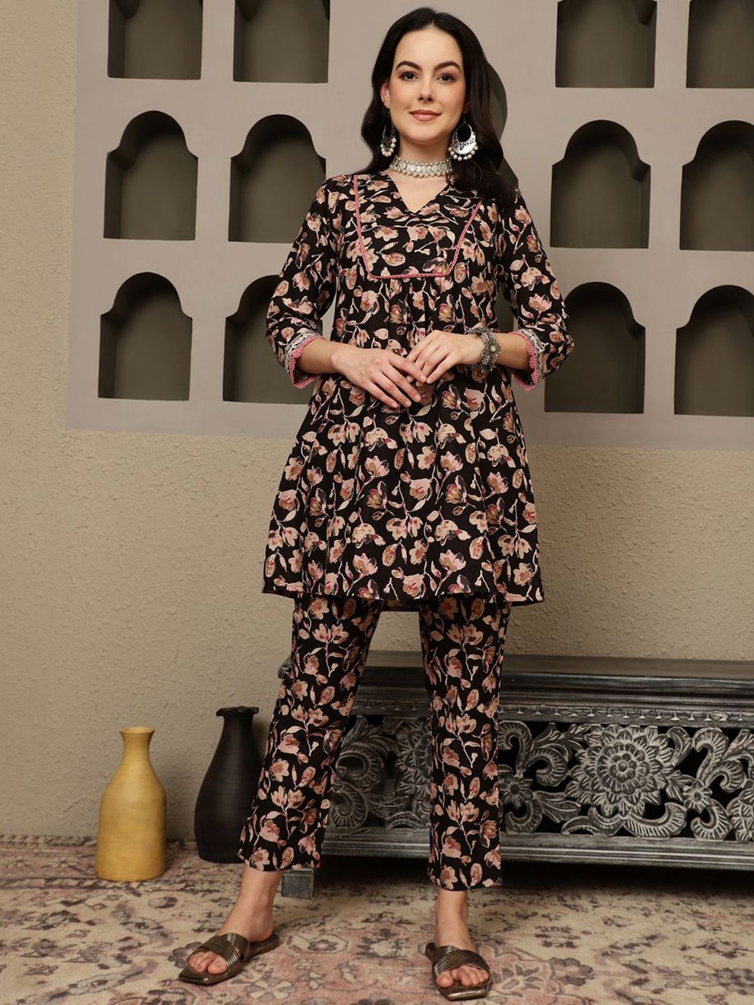 Sangria Floral Printed Tunic With Trouser Co-Ords-picture-34