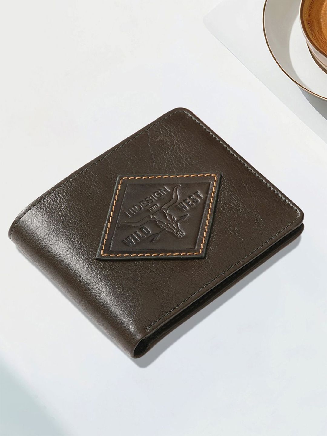 Hidesign Men Typography Textured Leather Two Fold Wallet-image-35
