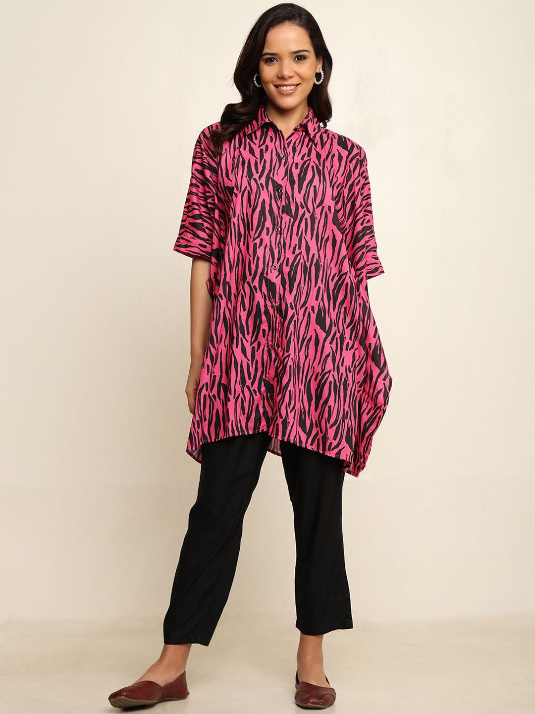 CRAFTBAZAR Women Animal Printed Regular Kurta with Trousers-picture-23