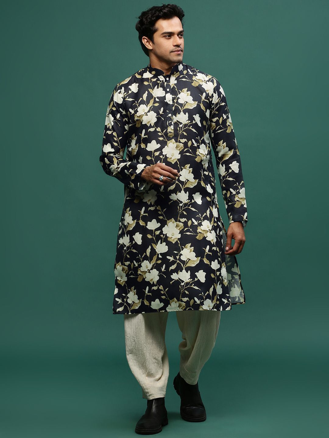 Sangria Floral Printed Linen Straight Kurta-picture-39