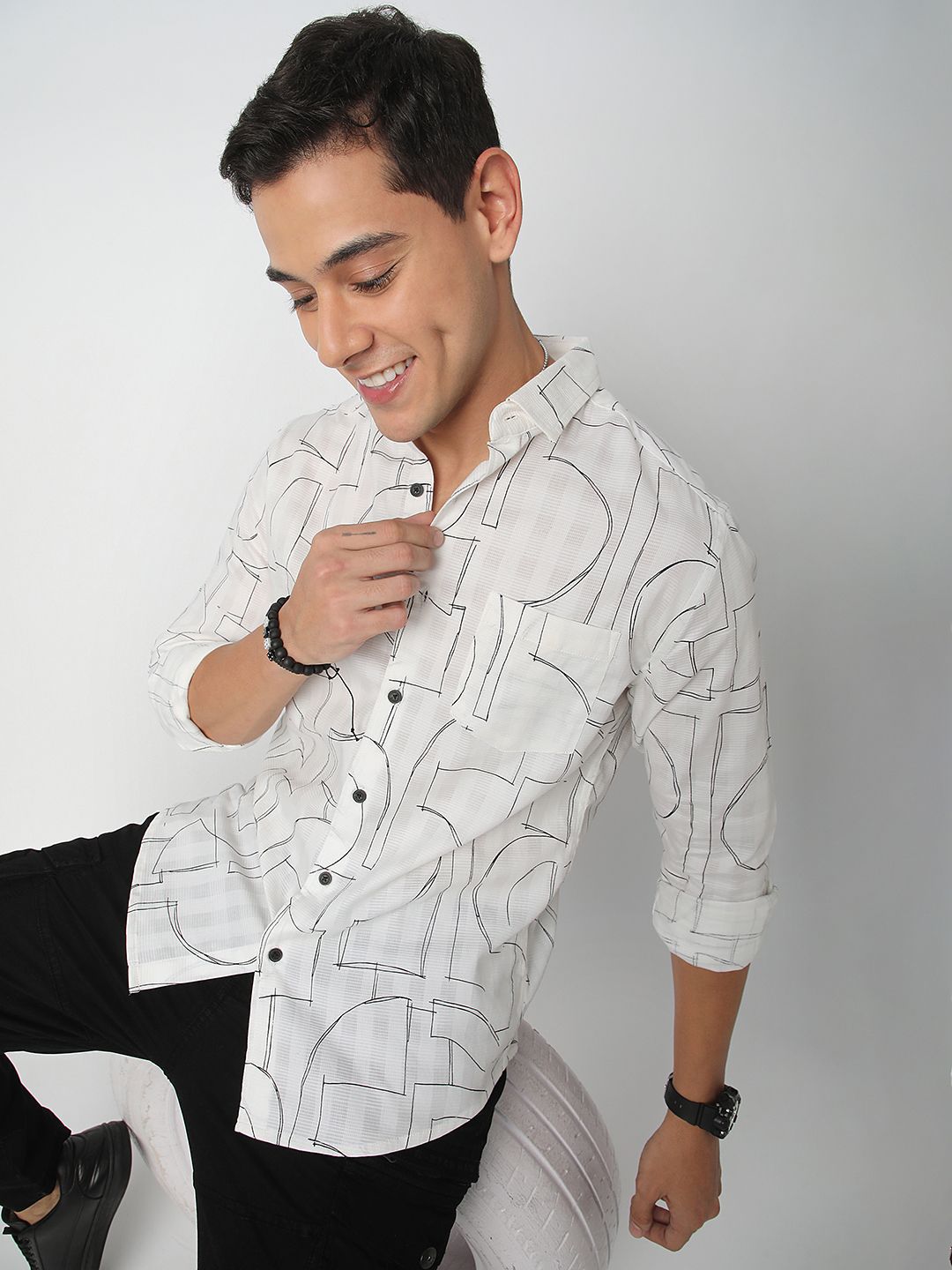 VASTRADO Men Classic Spread Collar Abstract Printed Cotton Slim Fit Casual Shirt-picture-14