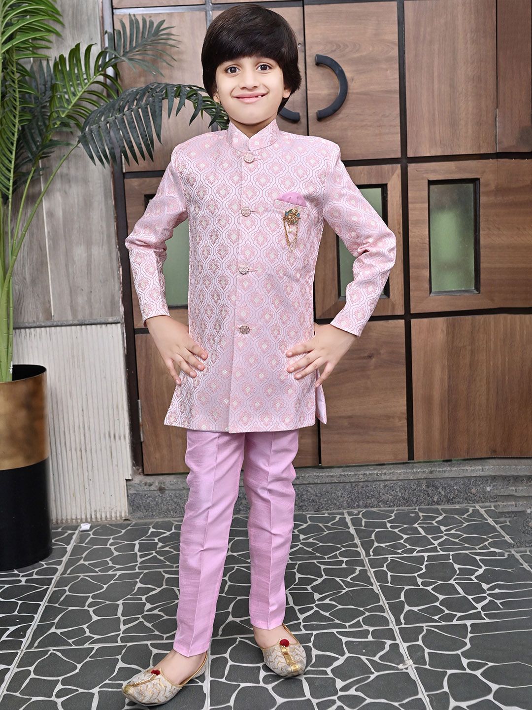 BT DEZINES Boys Embroidered Sherwani Set-picture-12