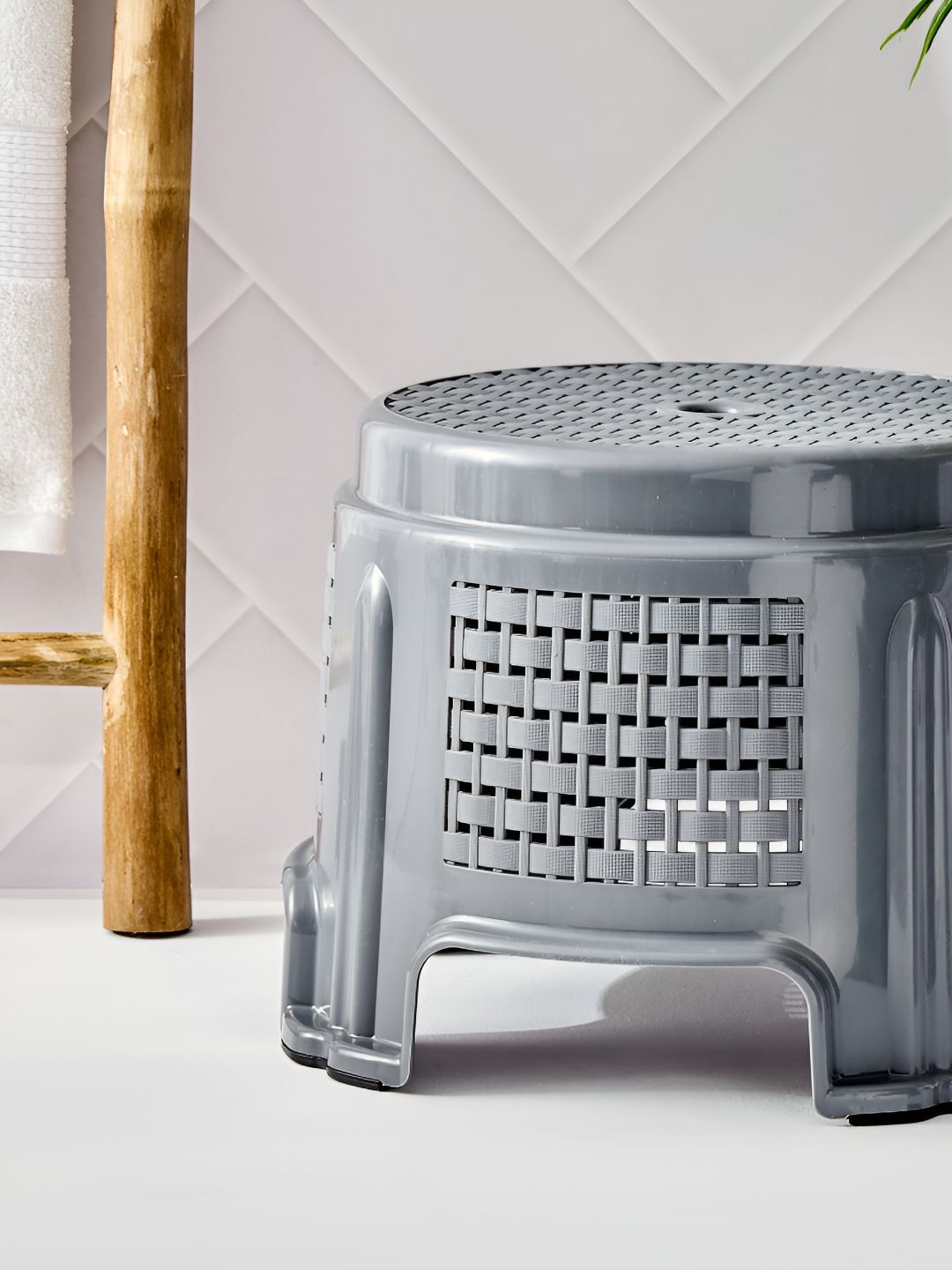 Home Centre Omnia Supreme Grey Textured Matte Classic Step Stool-picture-46
