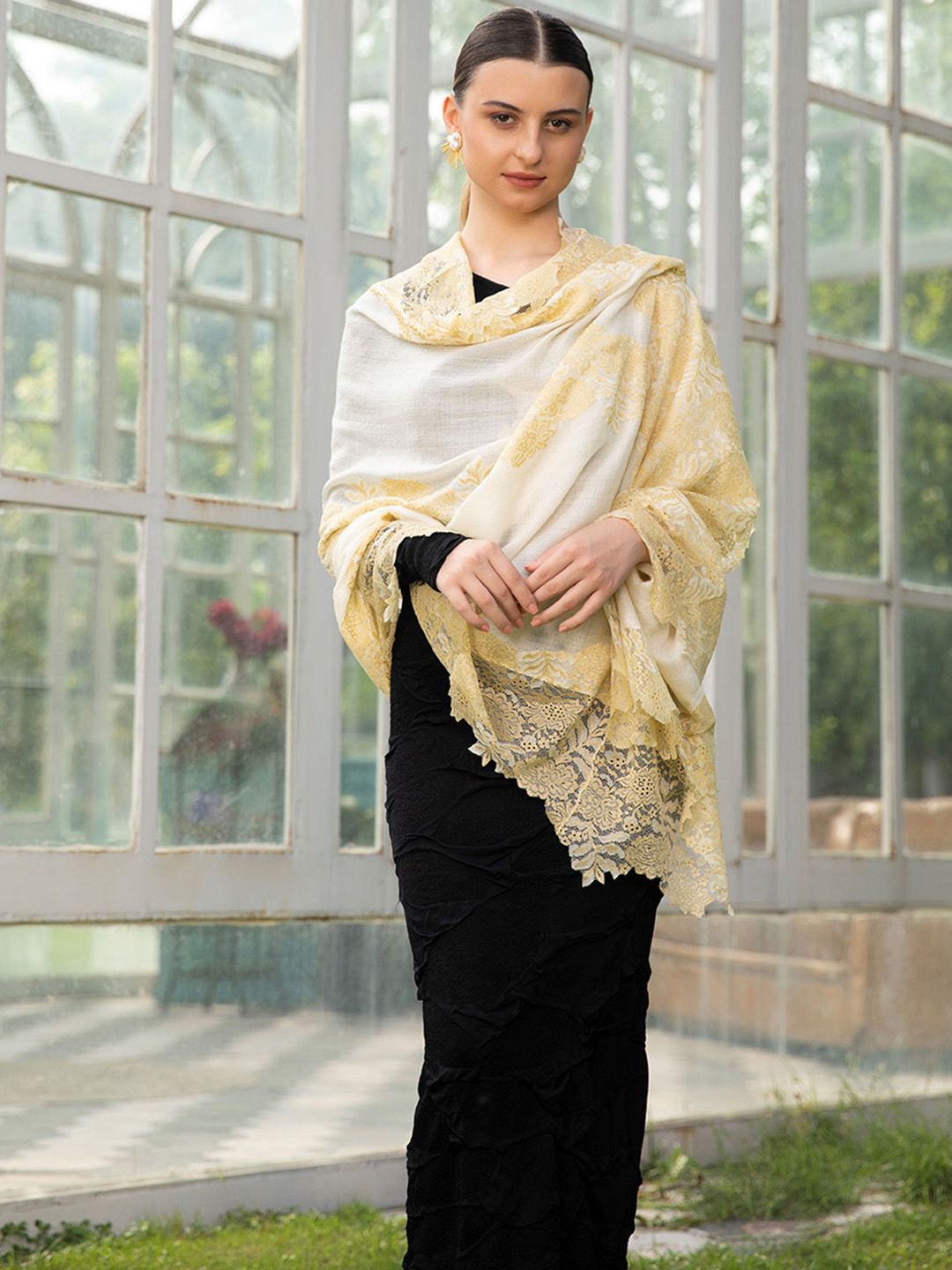 MODARTA Women Floral Embroidered Shawl-picture-11