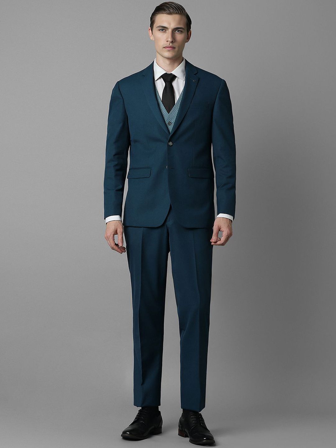 Louis Philippe Men Slim-Fit Single-Breasted Three-Piece Formal Suit-picture-16