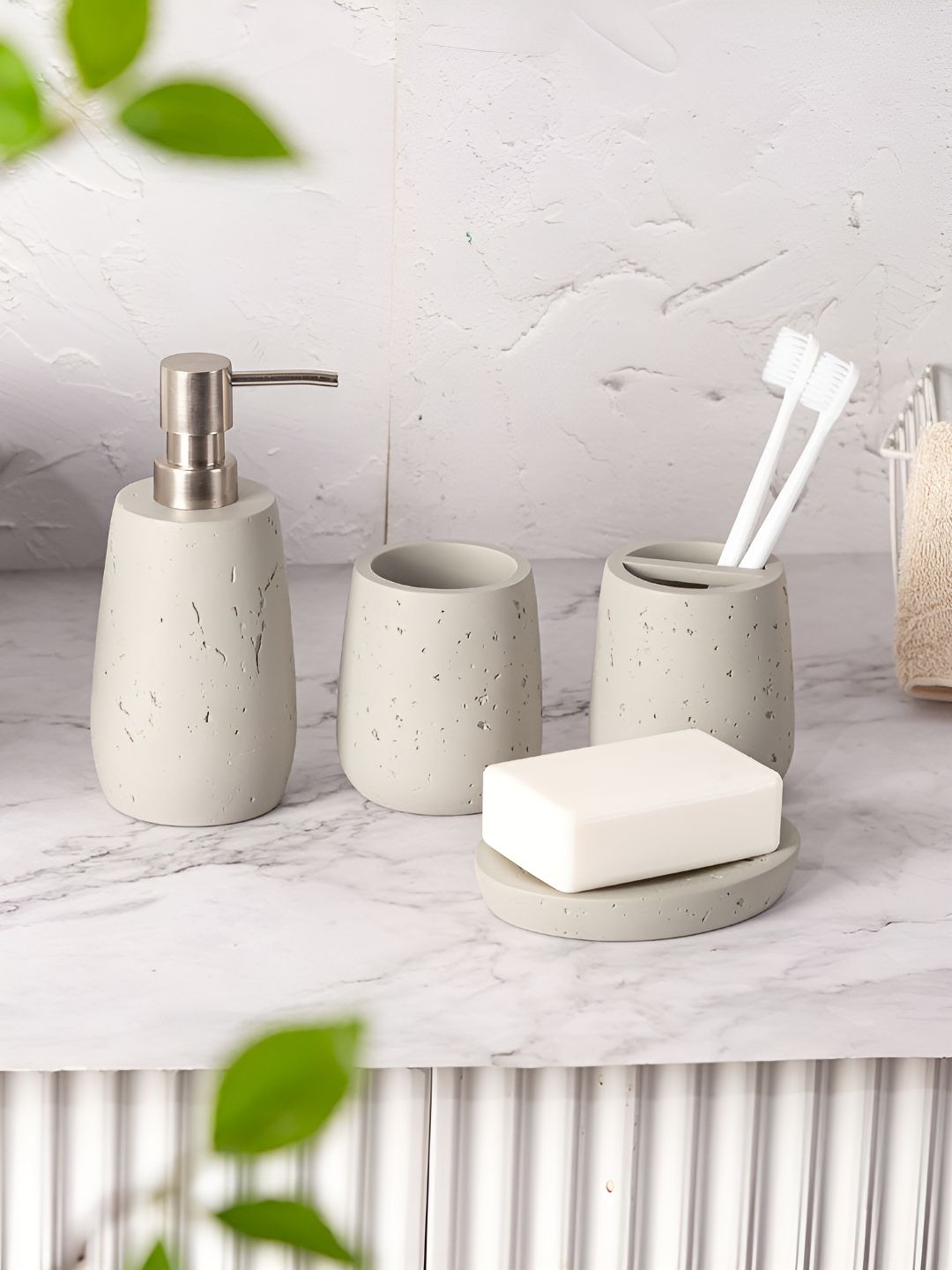 Pano Grey 4 piece Solid Polyresin Bath Accessories Set-image-24