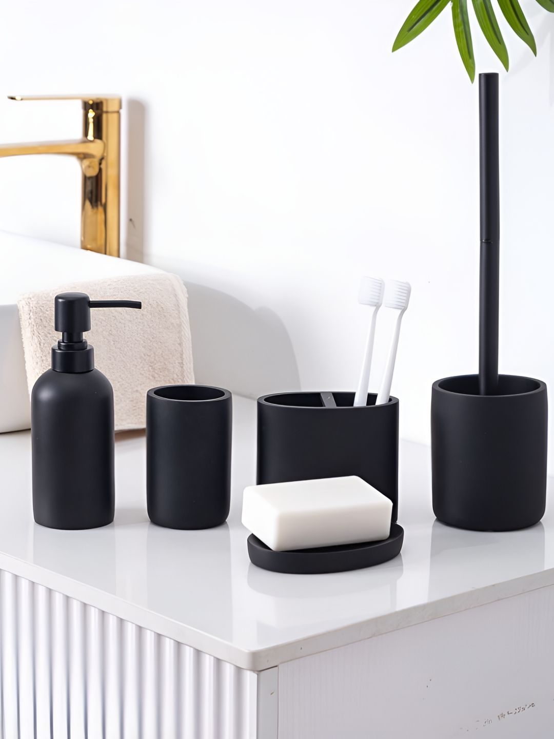 Pano Black 4 piece Solid Polyresin Bath Accessories Set-image-11