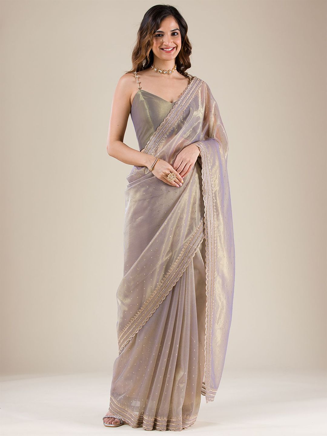 Koskii Embellished Beads and Stones Tissue Saree-picture-10