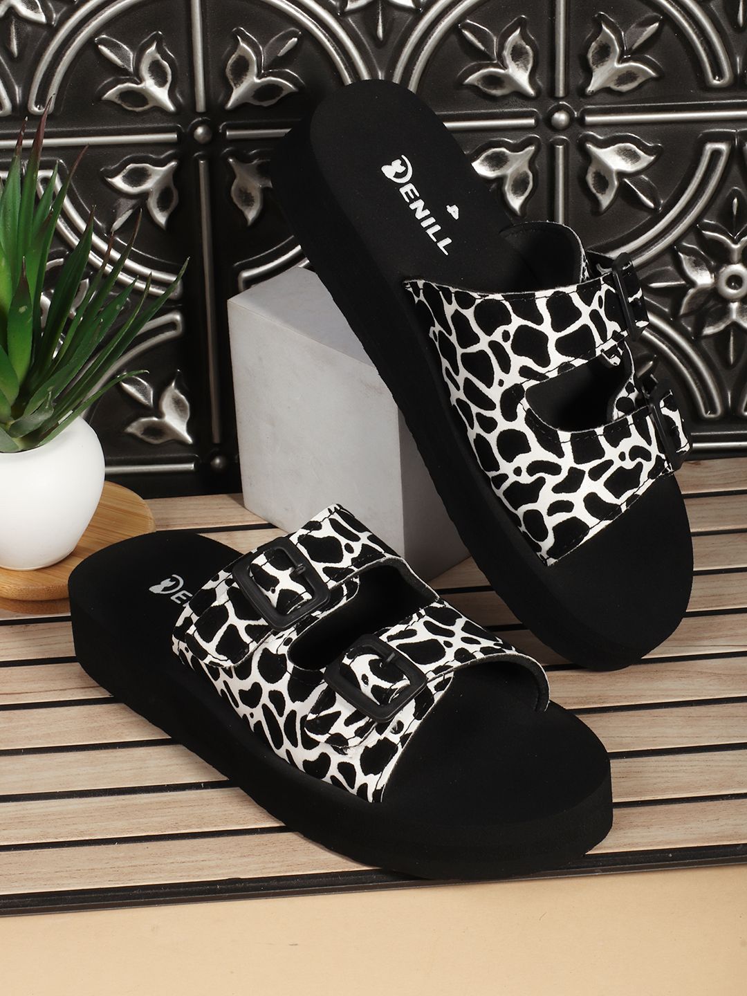 Denill Women Printed Open Toe Flats-picture-22