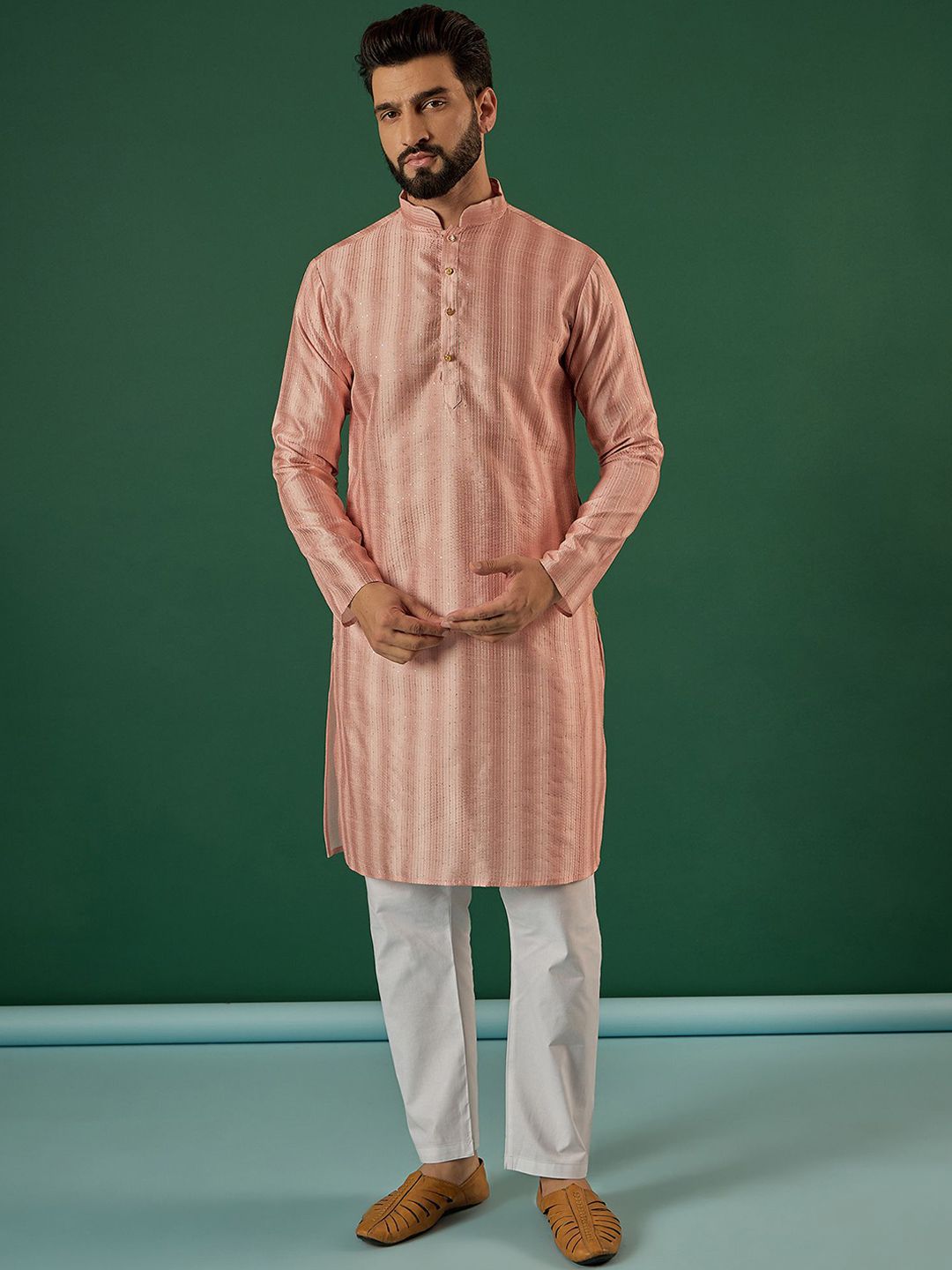 Anouk Men Sequinned Kurta-image-24